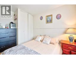 3pc Bathroom - 517 55 Avenue W, Claresholm, AB T0L0T0 Photo 9