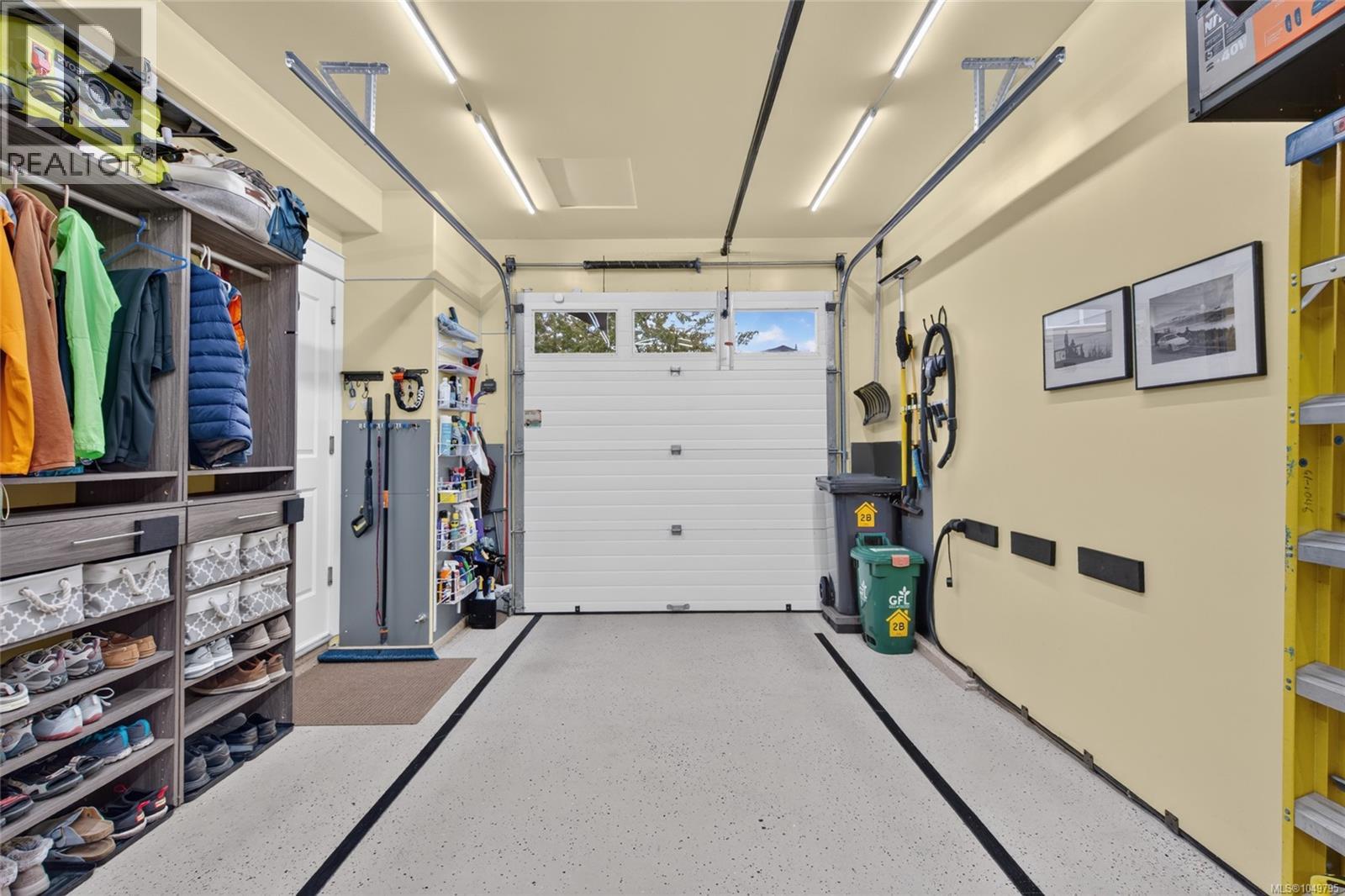 #2B 7250 West Saanich Rd - Image 28