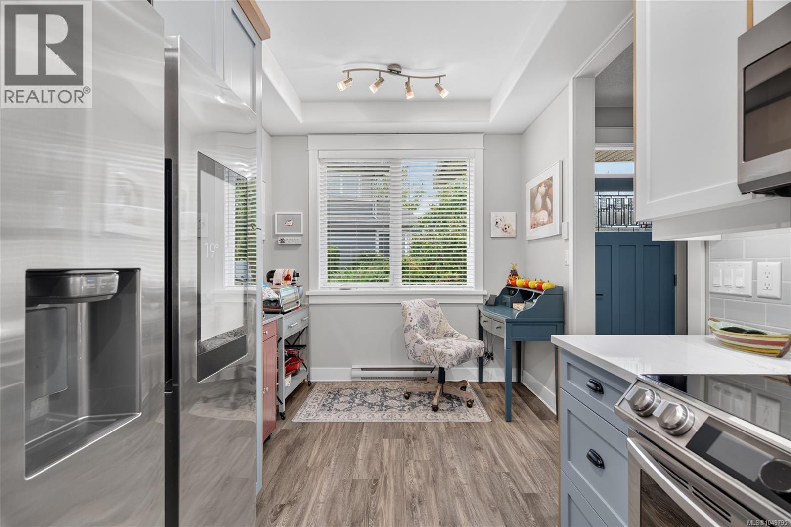 #2B 7250 West Saanich Rd - Image 6