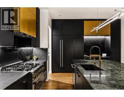5pc Bathroom - 517 28 Avenue Nw, Calgary, AB T2M2K9 Photo 23