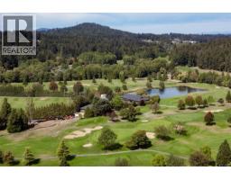 5348 Parker Ave, Saanich, BC V8Y2M9 Photo 84