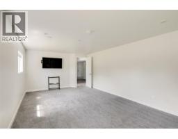 5348 Parker Ave, Saanich, BC V8Y2M9 Photo 55