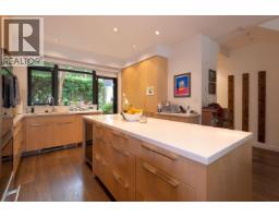 1088 W 7th Avenue, Vancouver, BC V6H0B5 Photo 11