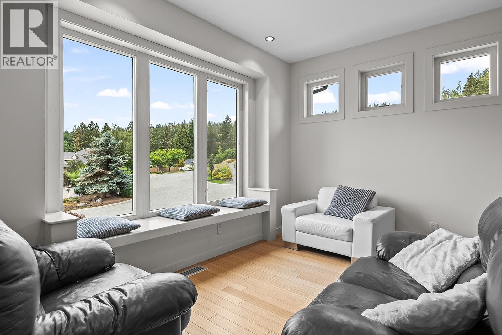 526 Caramillo Court, Kelowna