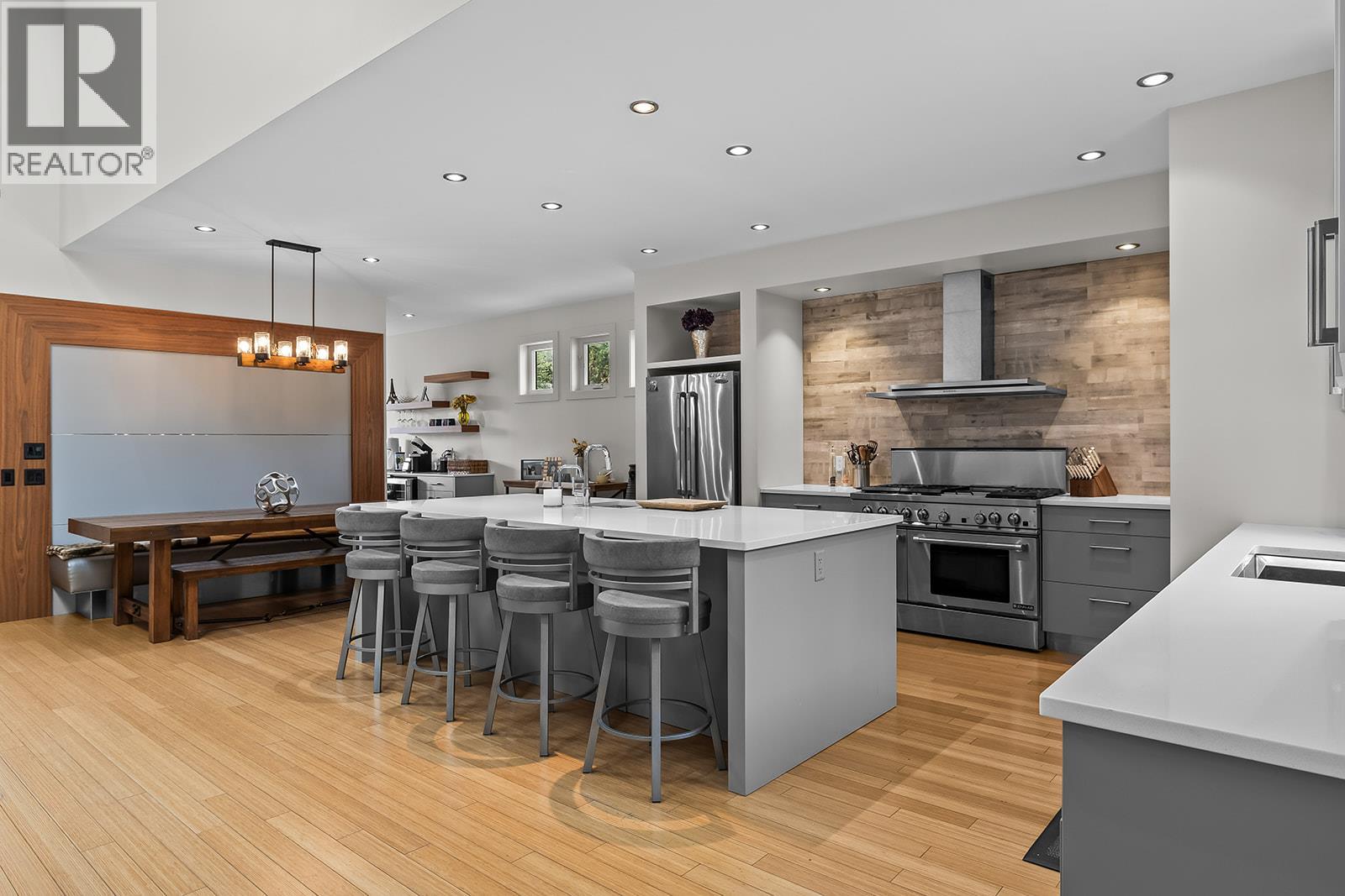 526 Caramillo Court, Kelowna — photo 8