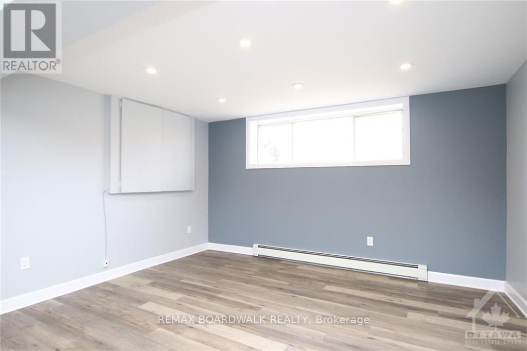 15B DOWDALL CRESCENT, Ottawa — photo 7