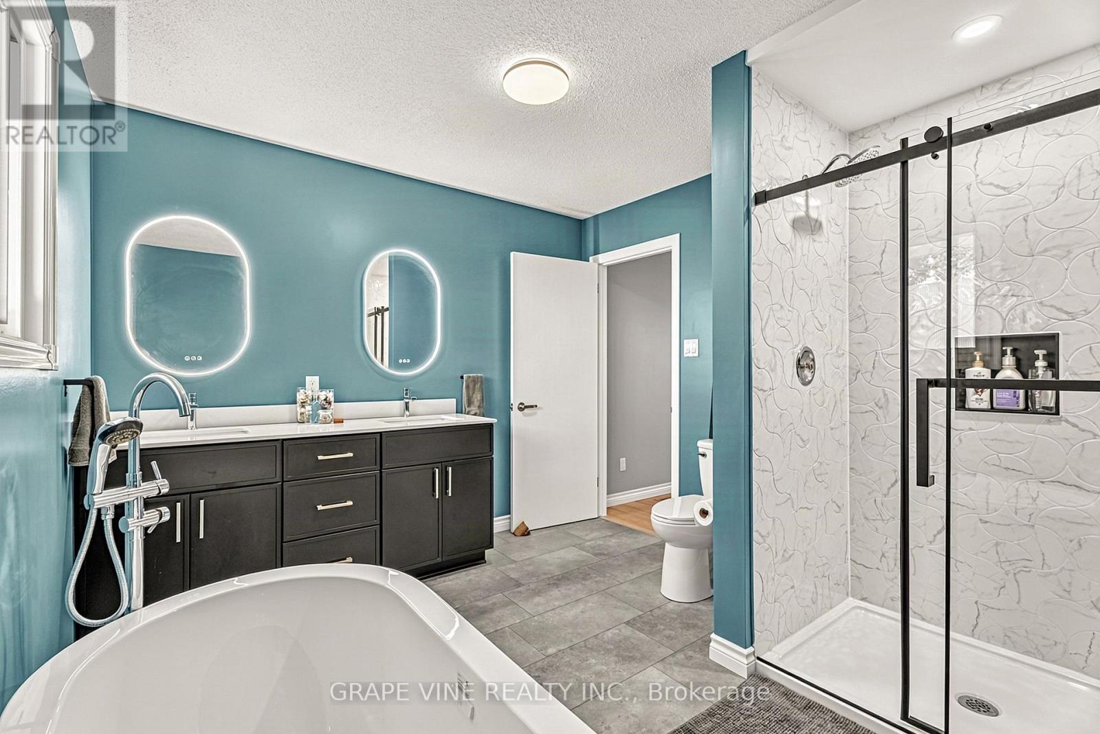 1323 FERNWOOD DRIVE, Ottawa. Luxury613. By Peter Sagos - Image 25