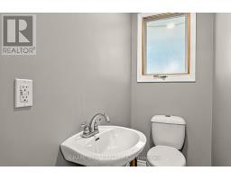 1323 Fernwood Drive, Ottawa, ON K1V7J8 Photo 11