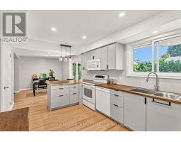 1323 Fernwood Drive, Ottawa, ON K1V7J8 Photo 12