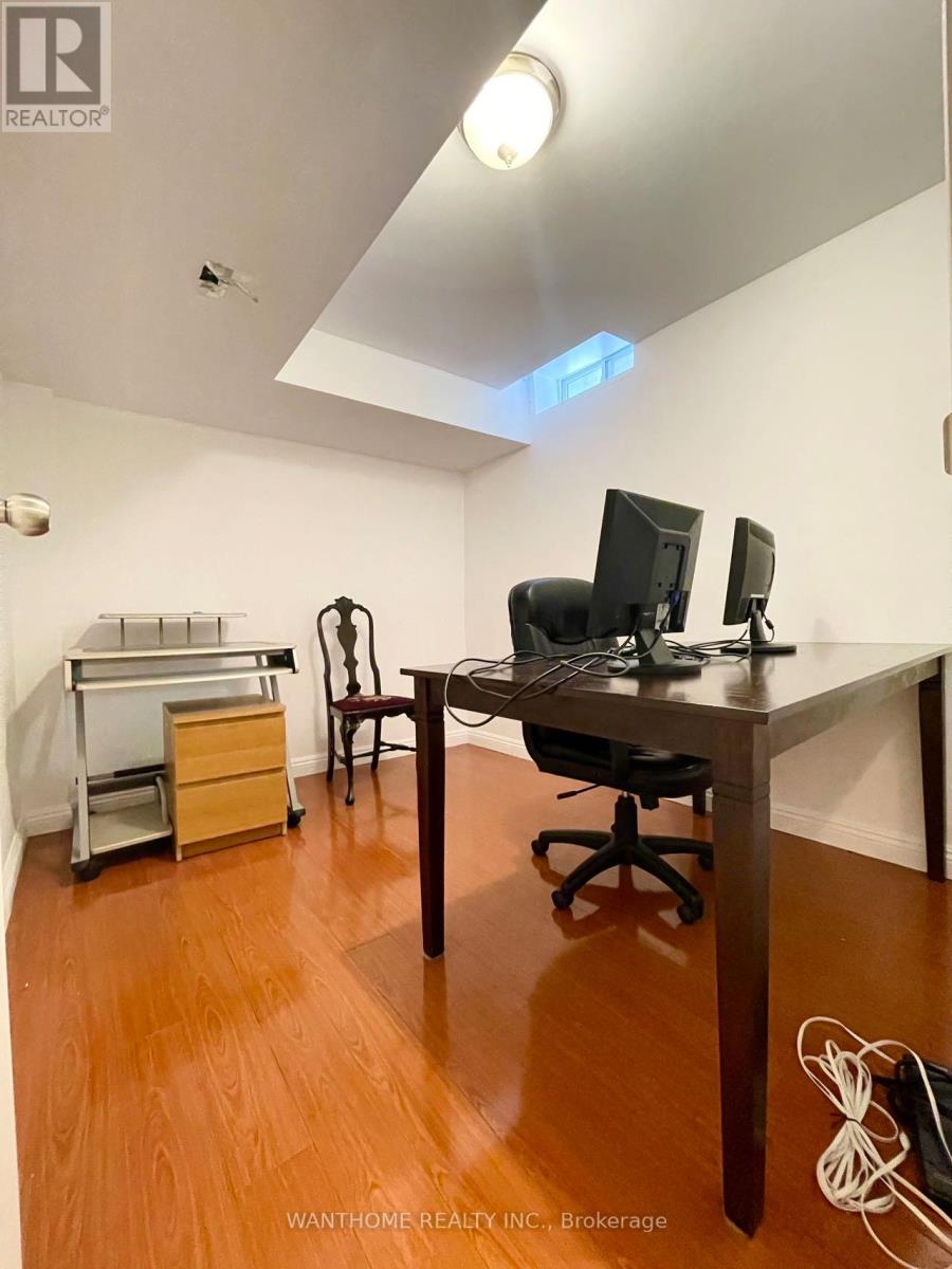 BSMT - 82 MARESFIELD DRIVE, Toronto (Milliken) — photo 5
