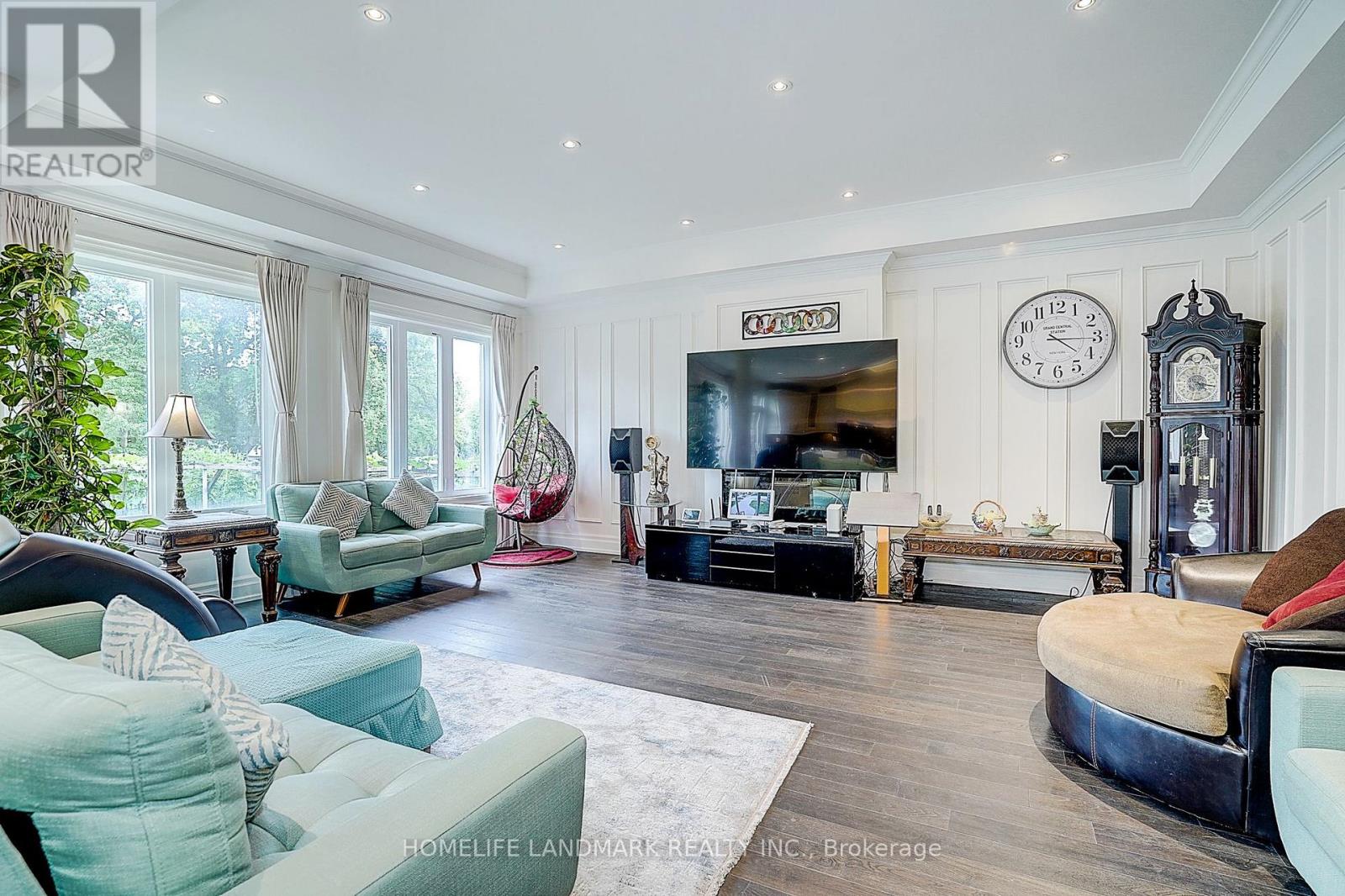 153 LAWRENCE AVENUE - 11