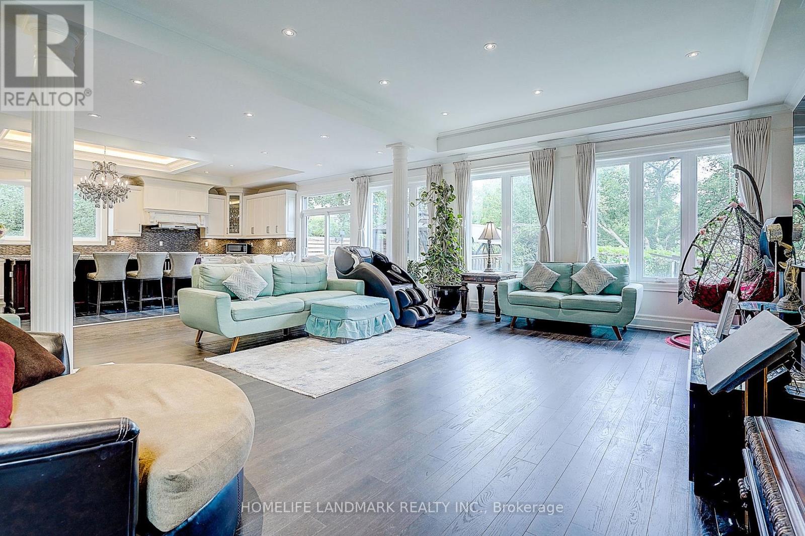 153 LAWRENCE AVENUE - 13