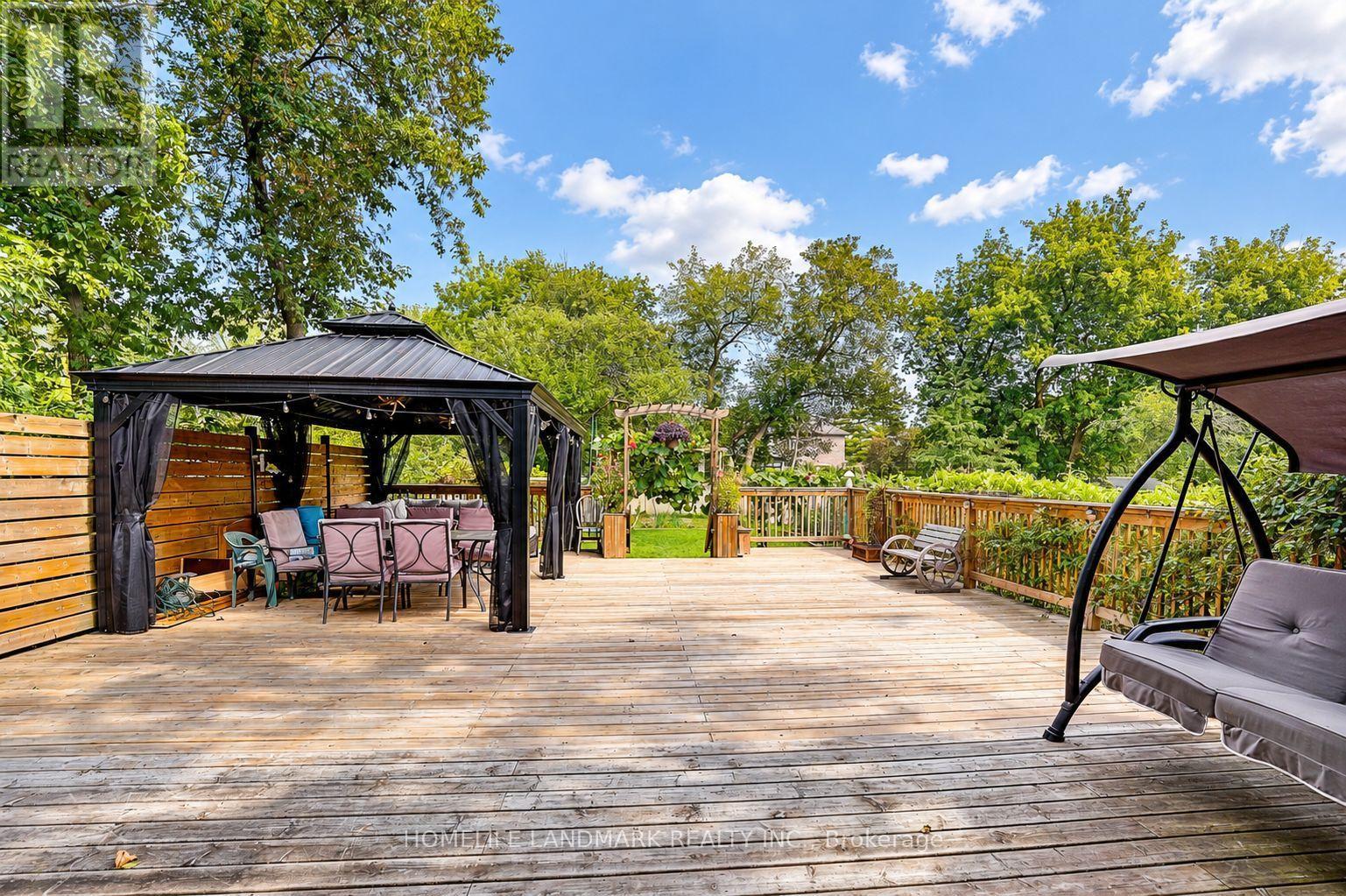 153 LAWRENCE AVENUE - 33