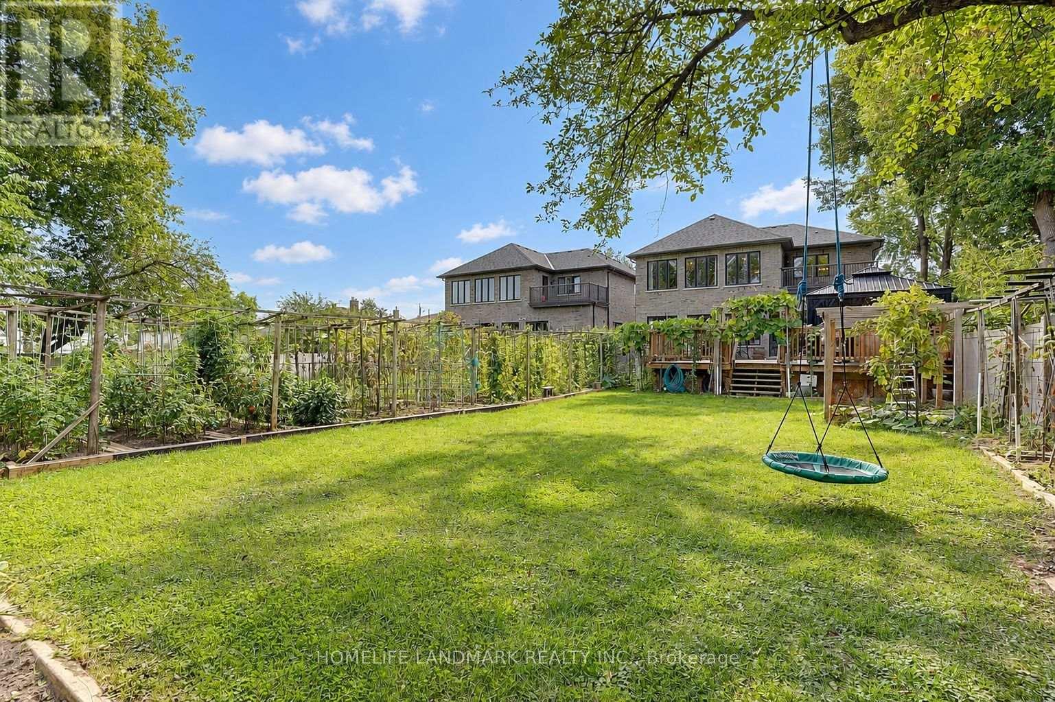 153 LAWRENCE AVENUE - 35