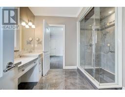 153 Lawrence Avenue, Richmond Hill, ON L4C1Z4 Photo 24