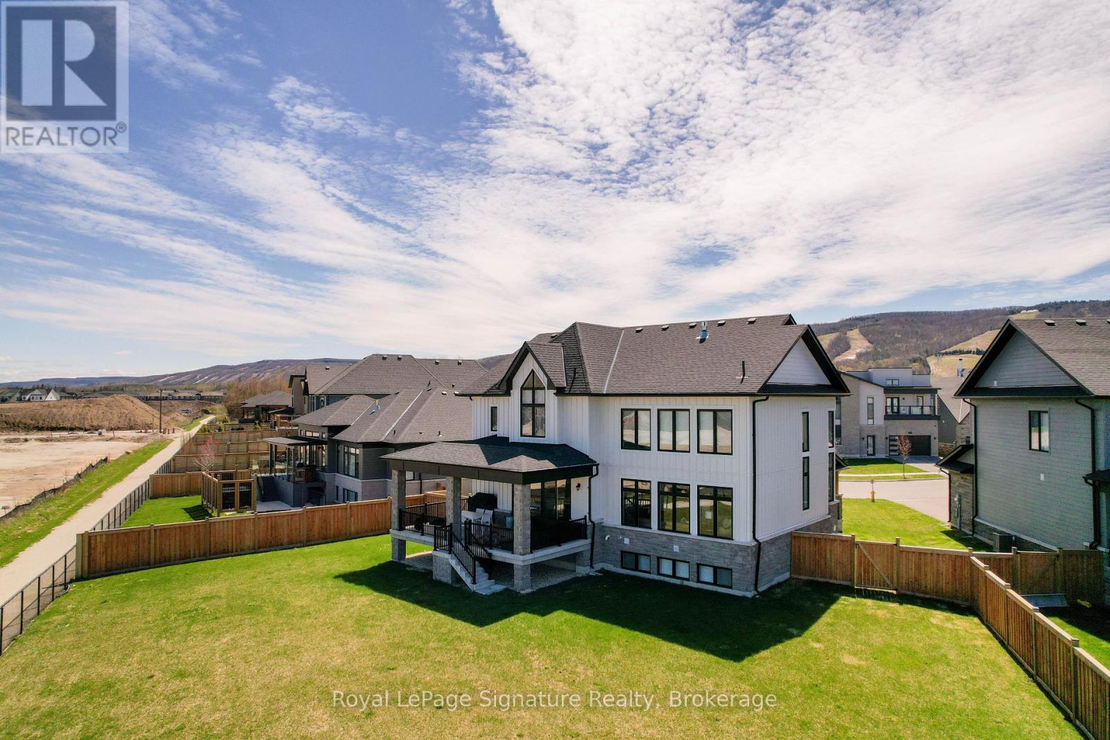 110 CATTAIL CRESCENT - 2