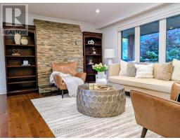 32 Ashmount Crescent, Toronto, ON M9R1C7 Photo 10