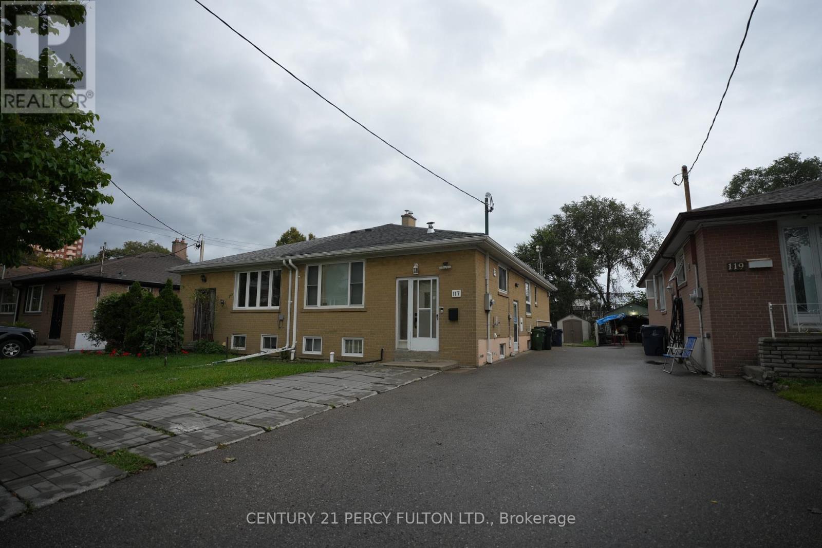 117 CORDELLA AVENUE, Toronto (Rockcliffe-Smythe)
