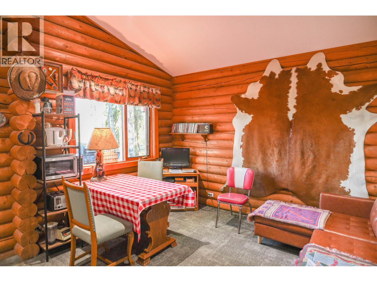 7915 MACHETE LAKE ROAD - Image 10