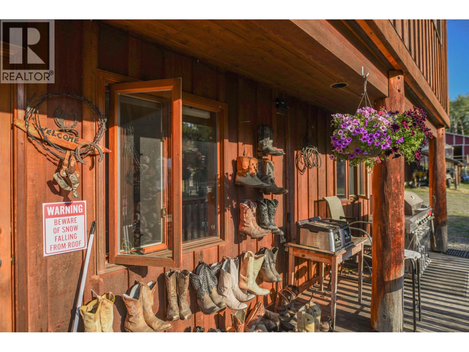 7915 MACHETE LAKE ROAD - Image 16
