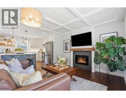5pc Bathroom - 15 Linton Place, Kitchener, ON N2B2K1 Photo 9