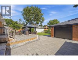 15 Linton Place, Kitchener, ON N2B2K1 Photo 37