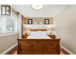 15 Linton Place, Kitchener, ON N2B2K1 Photo 17