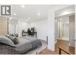 15 Linton Place, Kitchener, ON N2B2K1 Photo 32