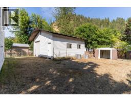 2323 Vale Avenue, Lumby, BC V0E2G0 Photo 38
