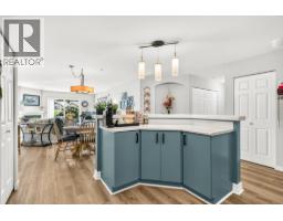 126 5711 Ebbtide Street, Sechelt, BC V7Z0J5 Photo 9