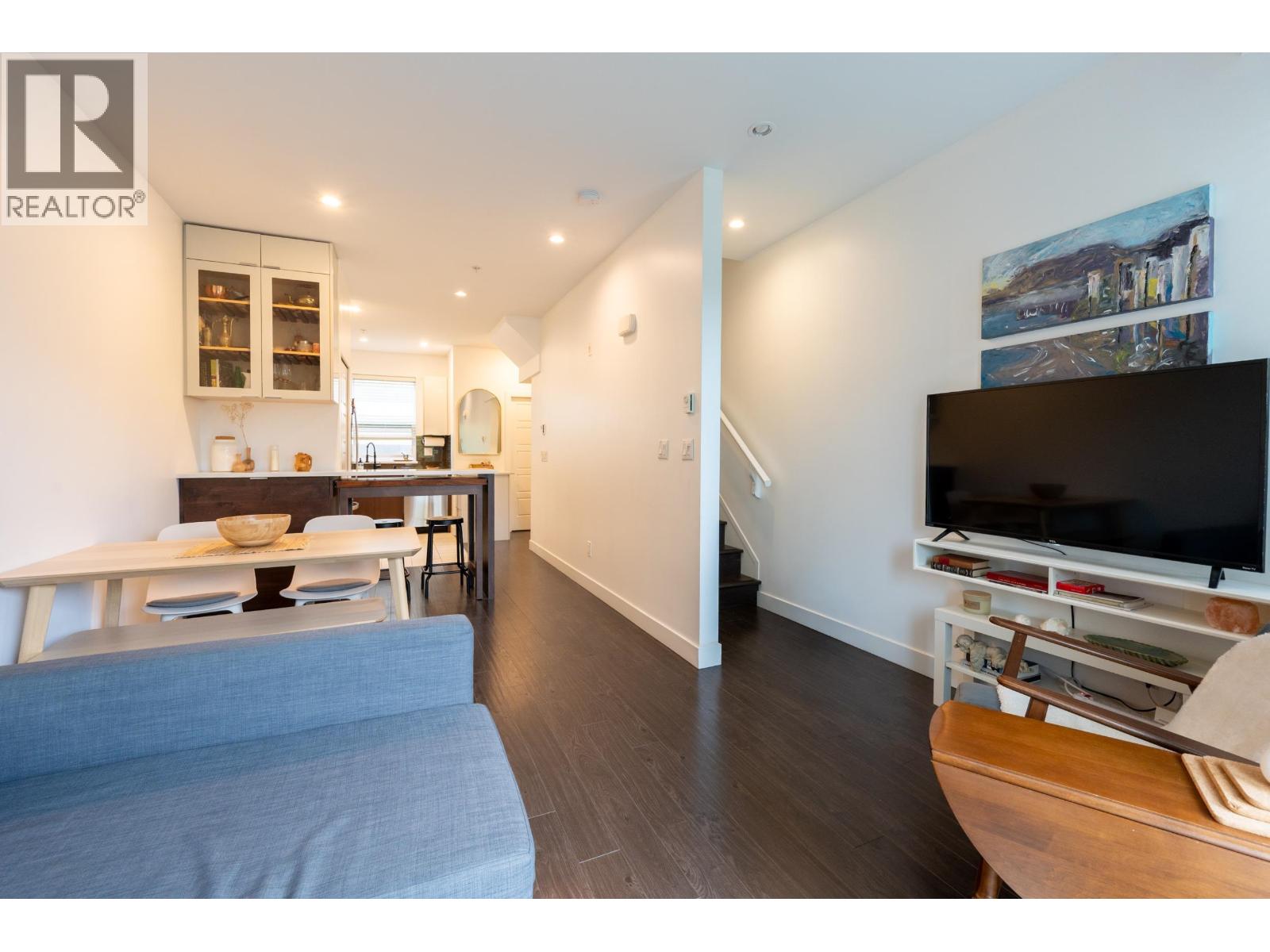 2118 ETON STREET, Vancouver