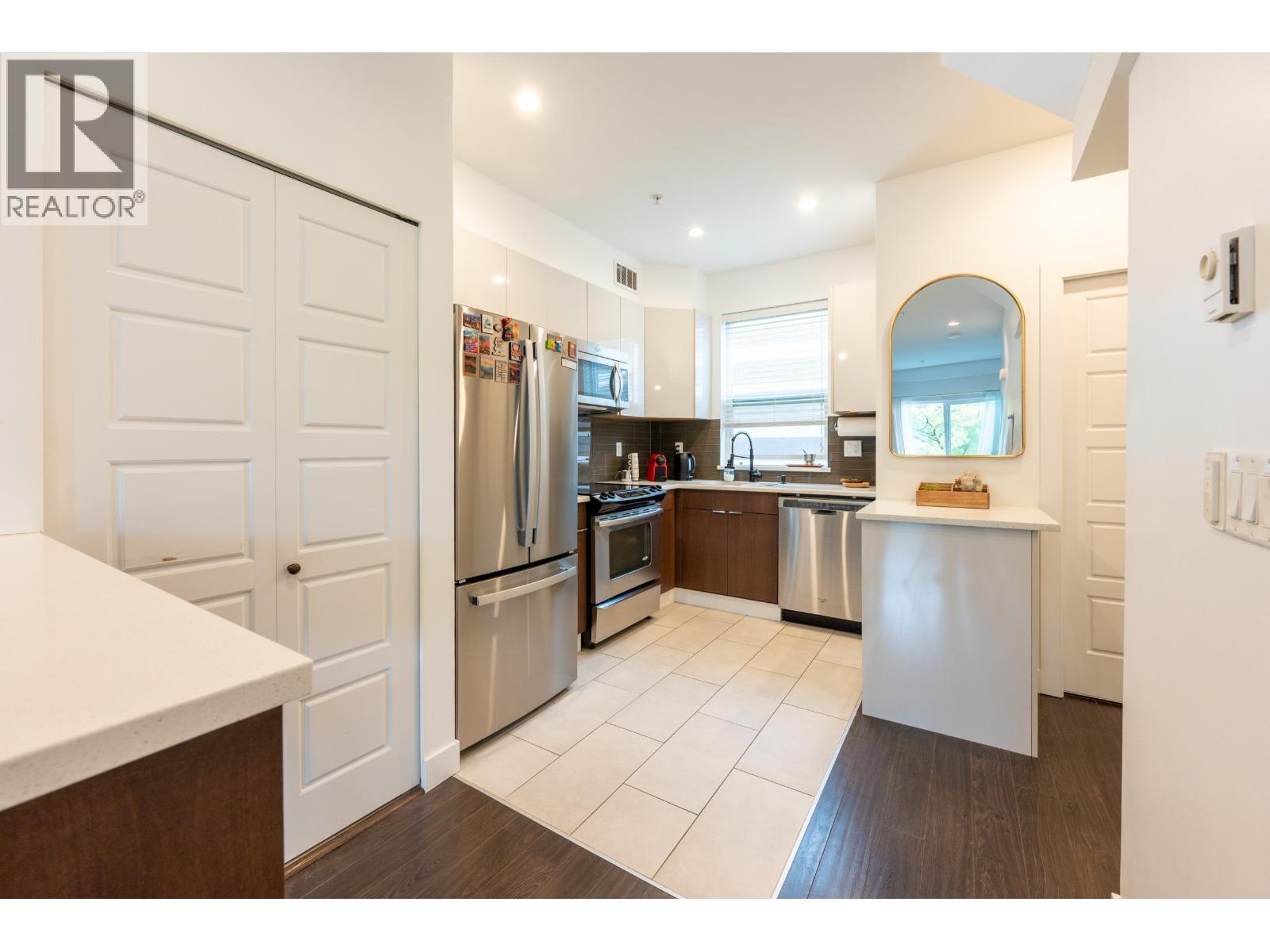 2118 ETON STREET, Vancouver