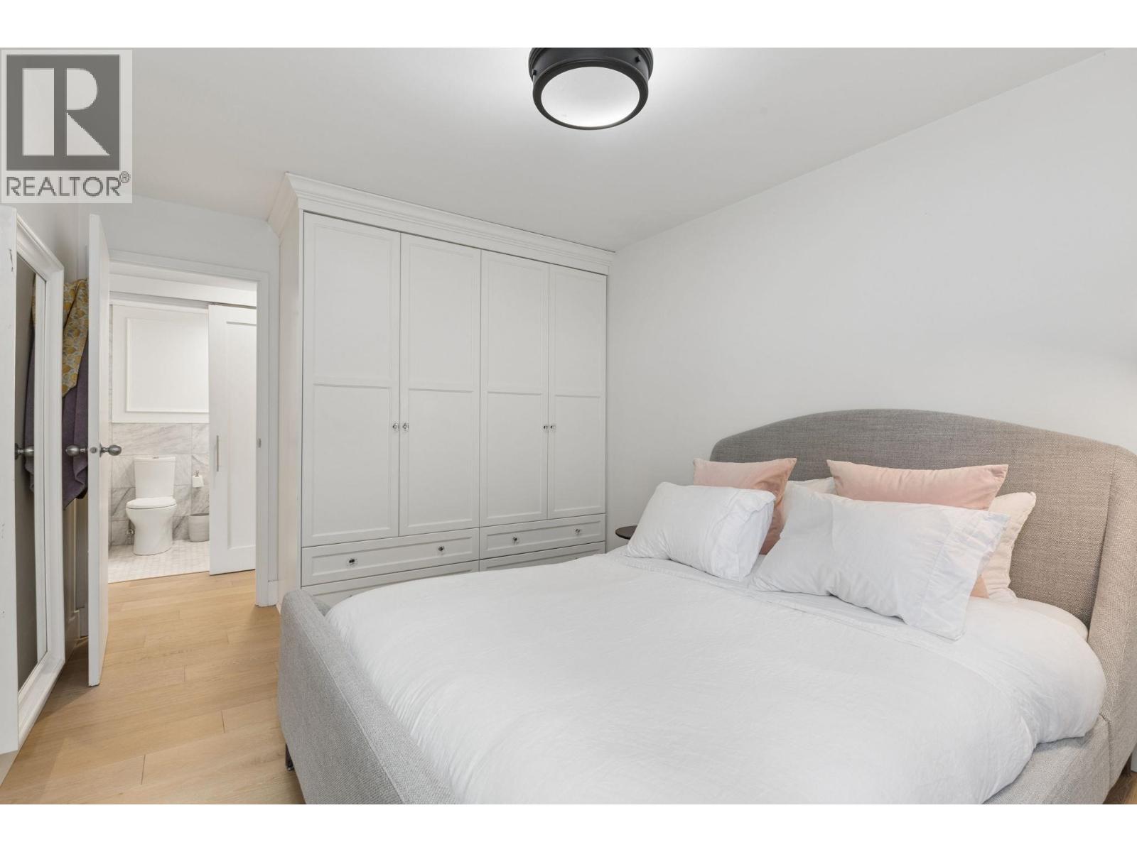 104 2211 WEST 2ND AVE, Vancouver