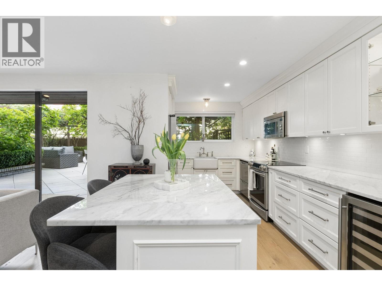104 2211 WEST 2ND AVE, Vancouver