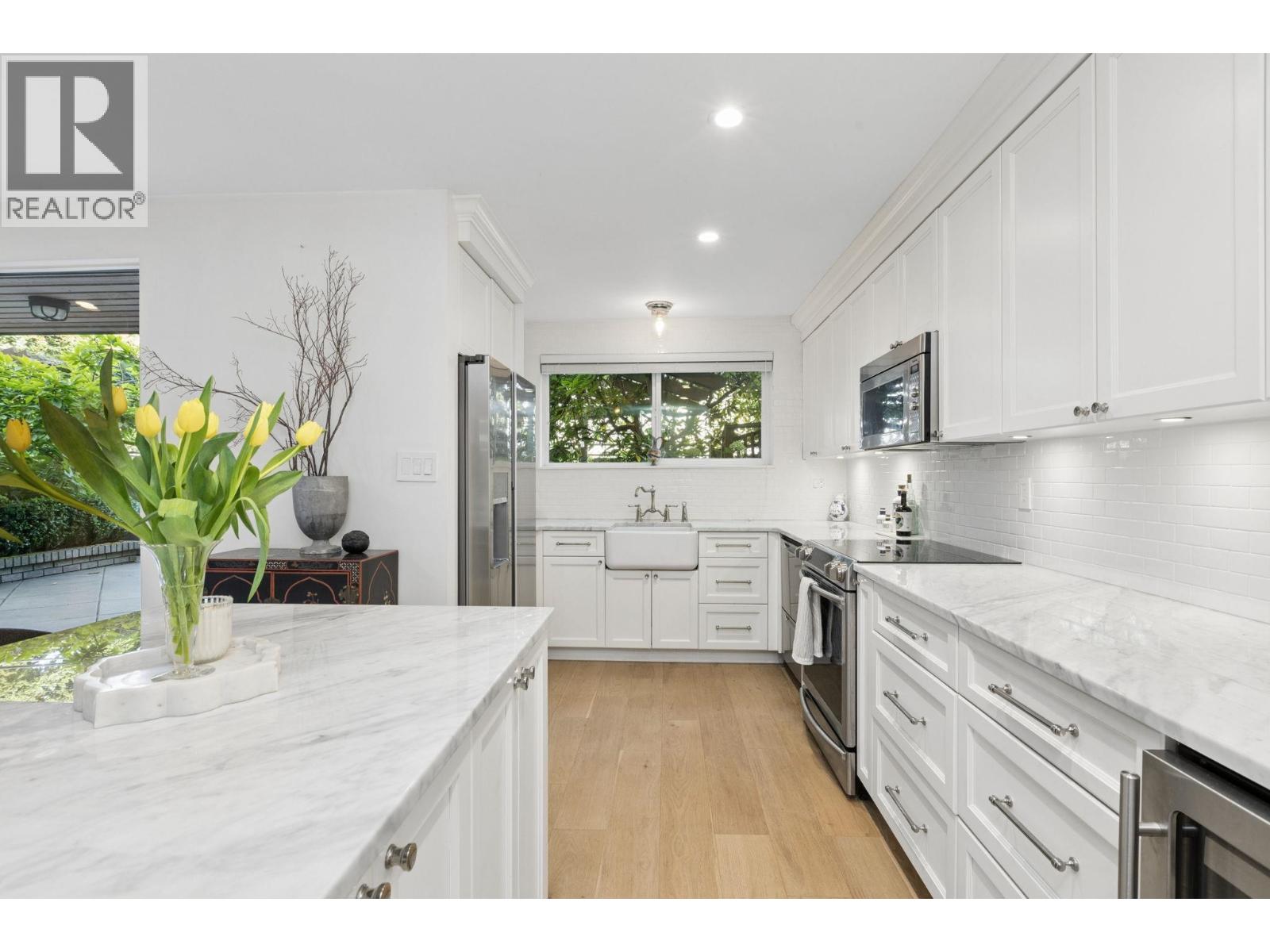 104 2211 WEST 2ND AVE, Vancouver