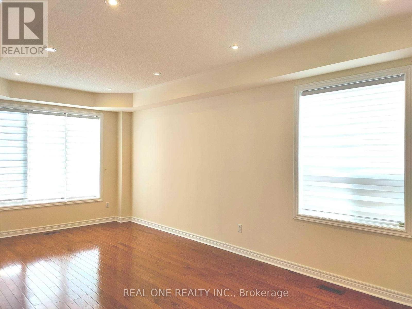 16 HAMMERSLY BOULEVARD, Markham (Wismer) — photo 3