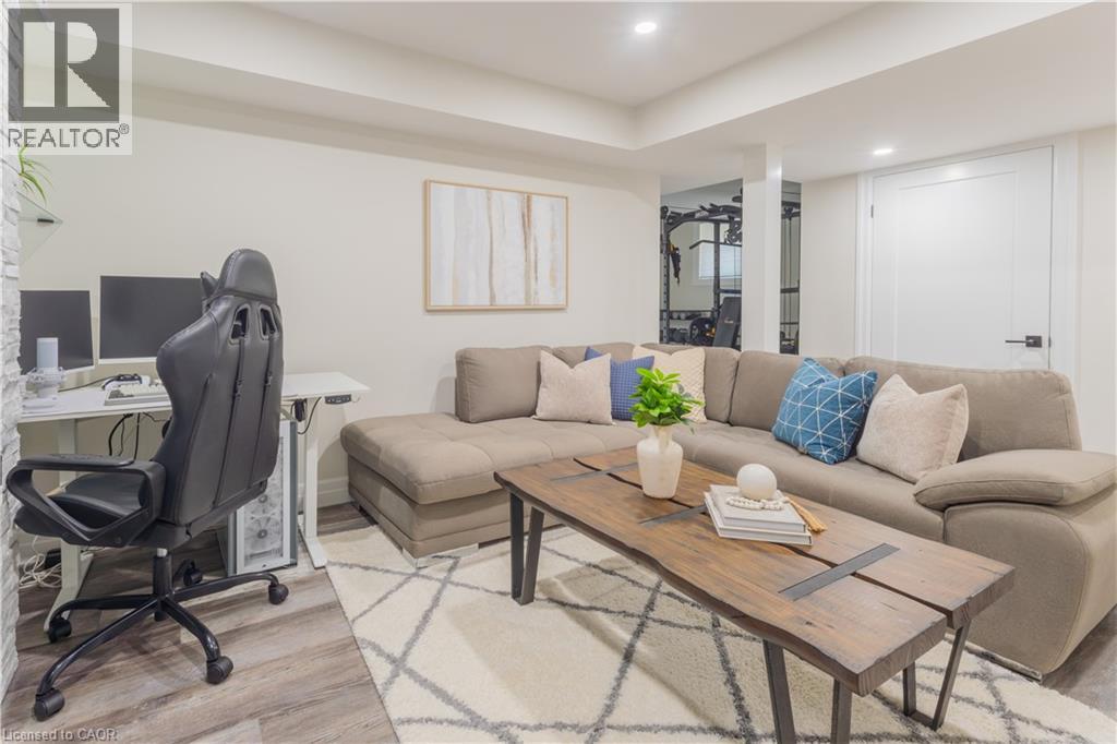 178 HUCK Crescent - 27