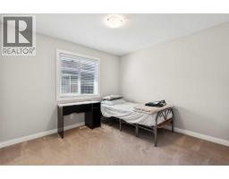 215 Redstone Heights Ne, Calgary, AB T3N0T9 Photo 24