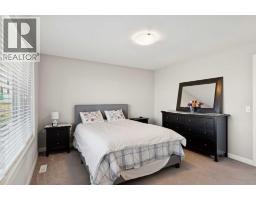 215 Redstone Heights Ne, Calgary, AB T3N0T9 Photo 18