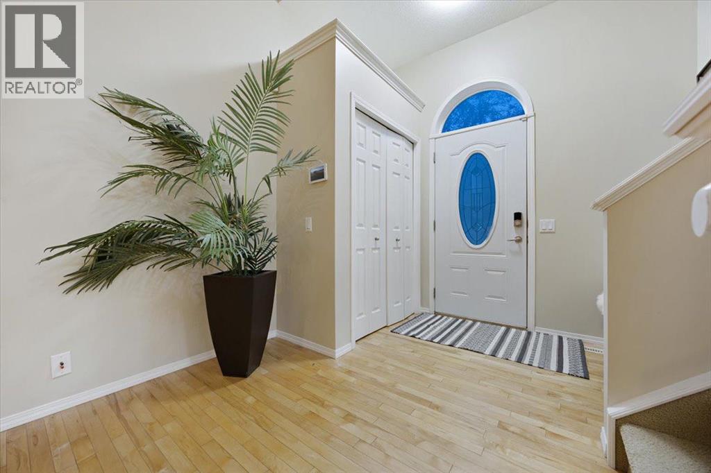 47 Patterson Hill SW, Calgary — photo 4