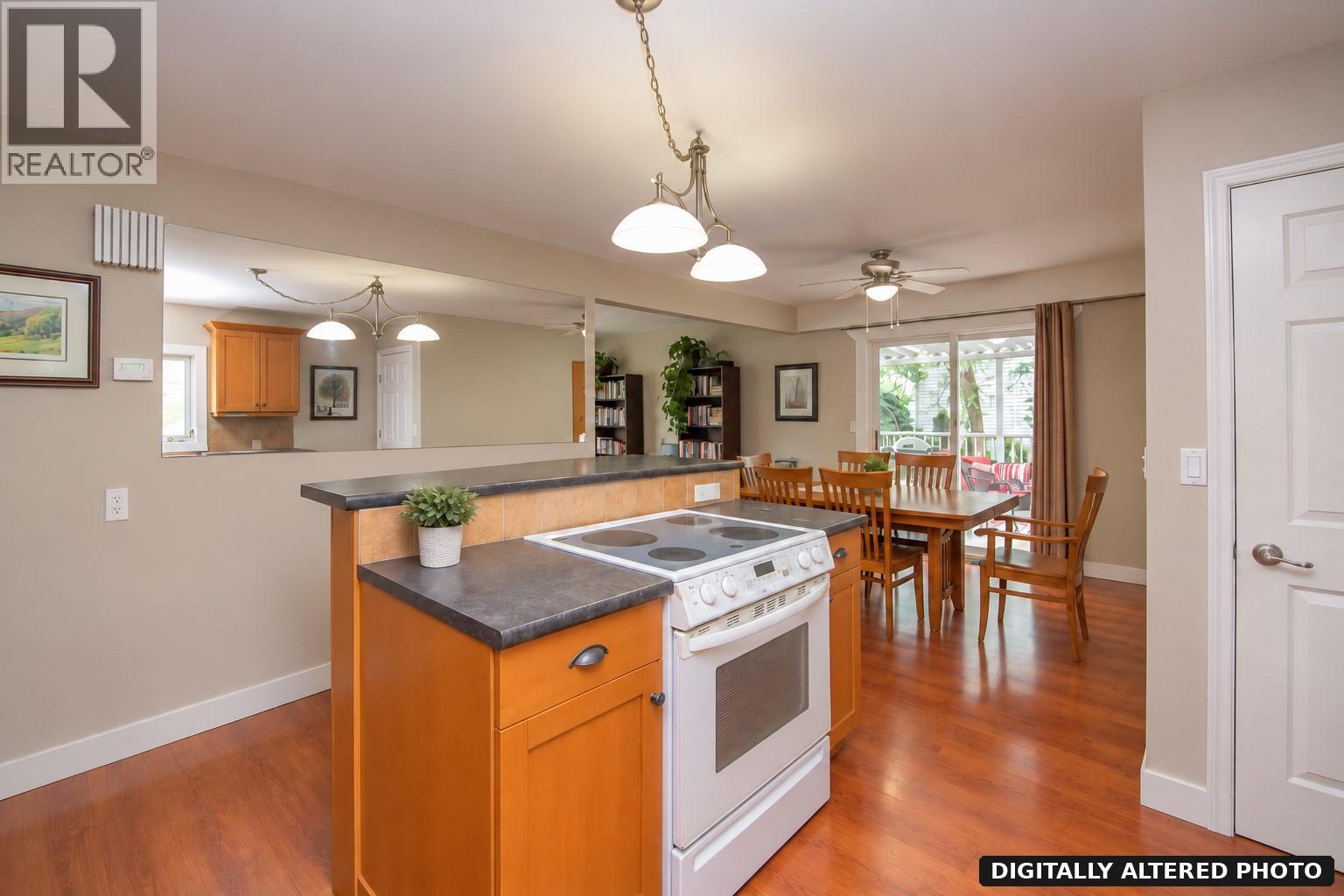 12005 Kalamalka Road, Coldstream — photo 4