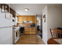 1352 Douglas Street, Merritt, BC V1K1C9 Photo 12
