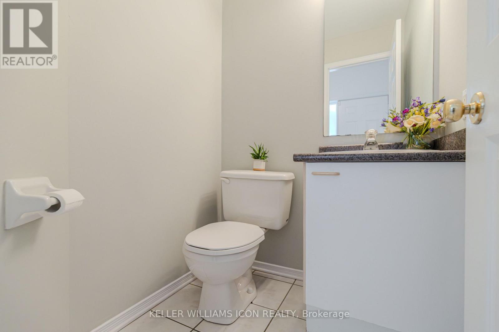 50 MALHOTRA COURT - 6