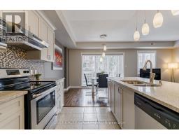 B - 40 Tayside Private, Ottawa, ON K2J2T3 Photo 13