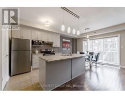 B - 40 Tayside Private, Ottawa, ON K2J2T3 Photo 16