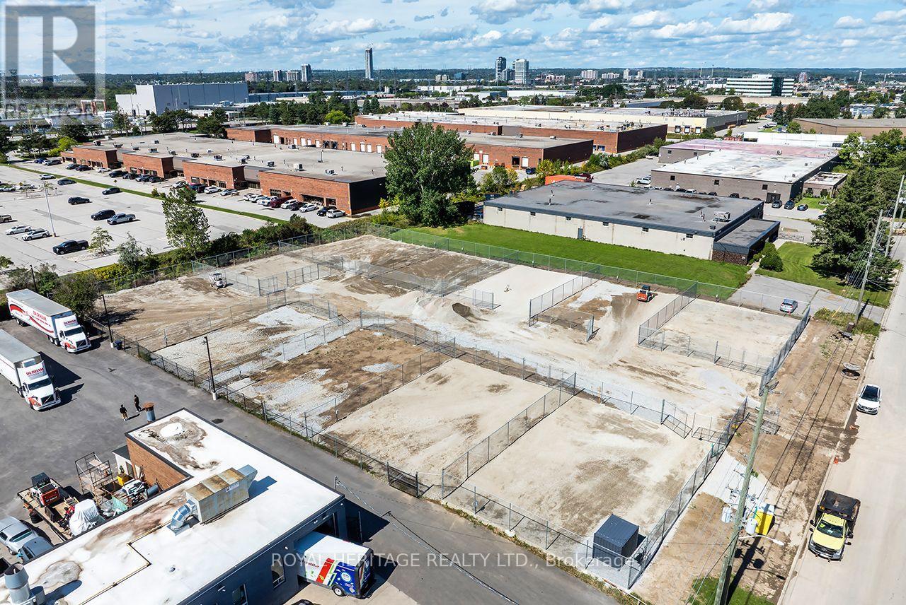 762 MCKAY ROAD, Pickering (Brock Industrial) — photo 3