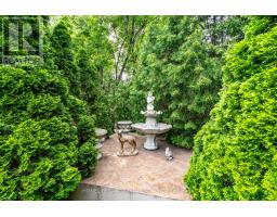 14 Meadow Heights Court, Vaughan, ON L4J1V6 Photo 12