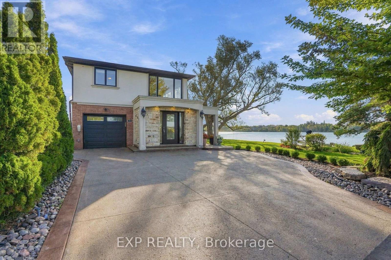 3 WILLOWBANK AVENUE, Richmond Hill (Oak Ridges Lake Wilcox)