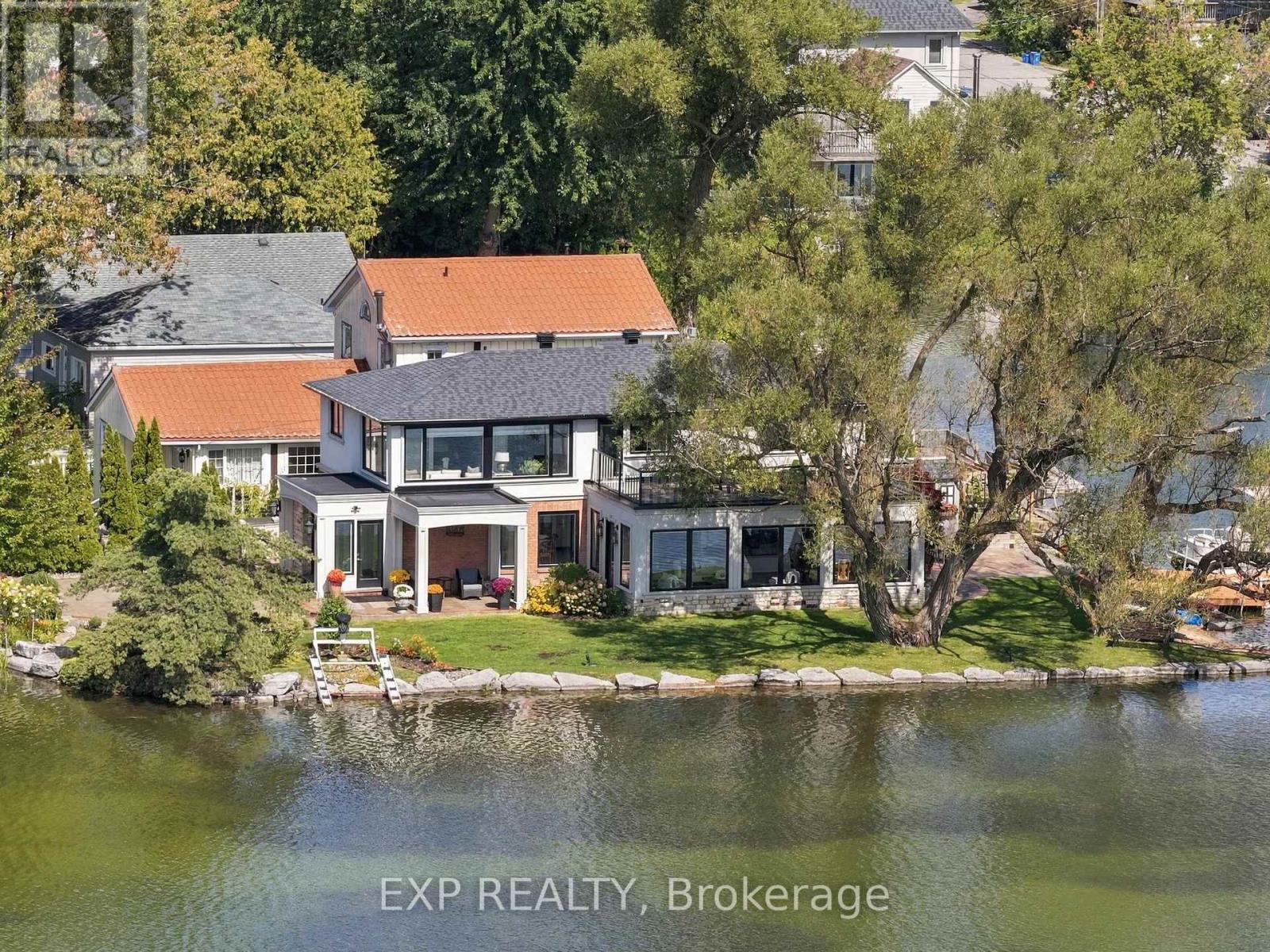 3 WILLOWBANK AVENUE, Richmond Hill (Oak Ridges Lake Wilcox) — photo 2