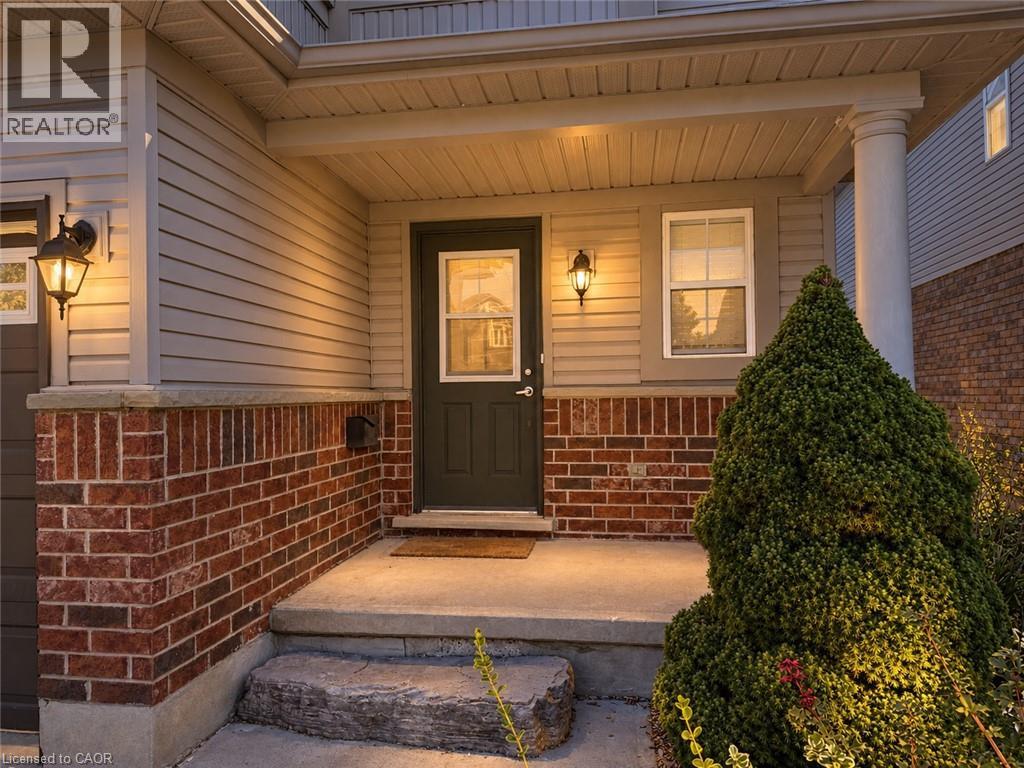 753 GRAND BANKS Drive, Waterloo — photo 2
